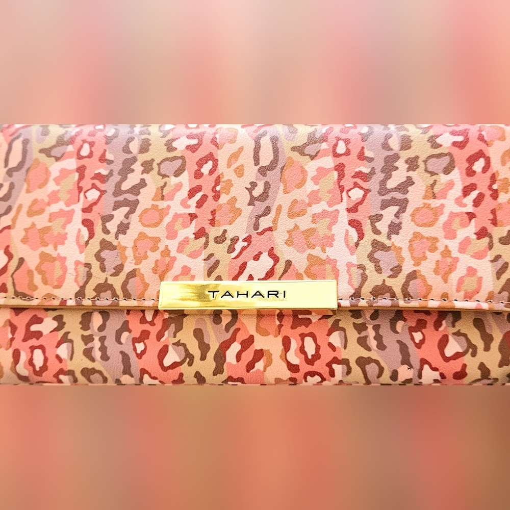 Tahari Women's Wallet